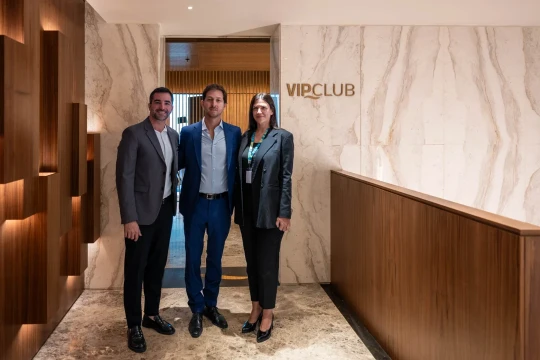 Aeropuertos Argentina inauguró sala VIP de lujo en Ezeiza con acceso exclusivo a pista