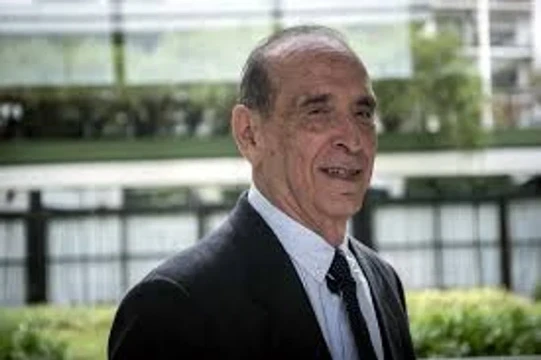 Arriazu dijo que el Banco Central necesita USD 100.000 millones de reservas