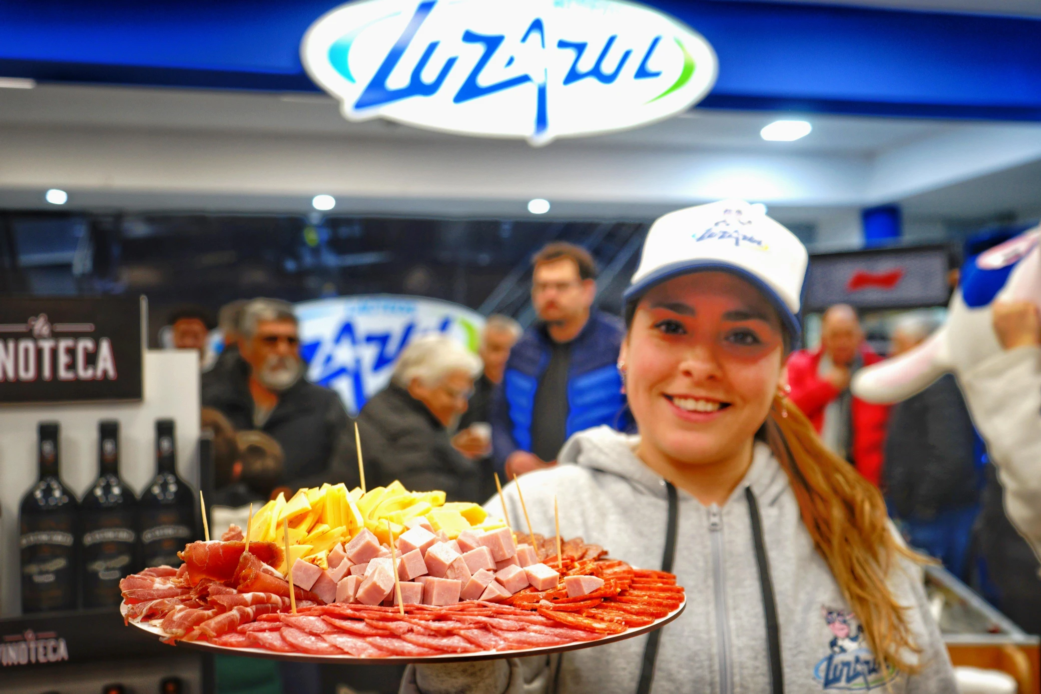 Inauguró en Rawson un local de Luz Azul