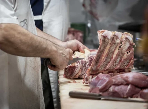 Sorpresa: el consumo de carne vacuna se recupera en medio de la caída general del consumo