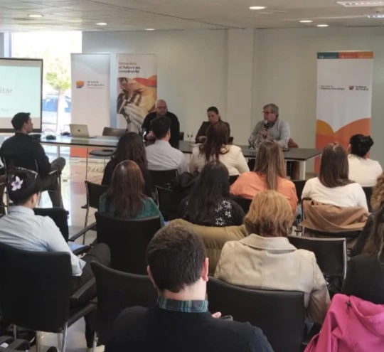 Certificaron a emprendedores locales a través de un programa impulsado por una Secretaría de Nación que fue disuelta 