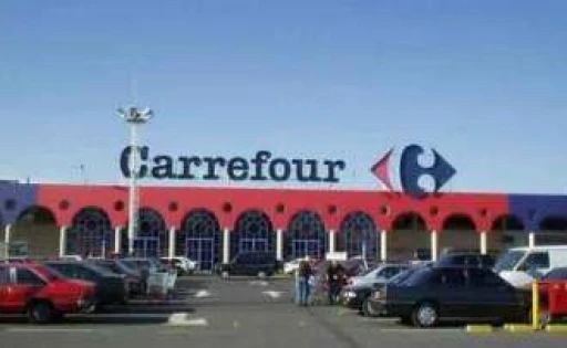 Carrefour rechazó las ofertas por su cadena argentina y aparece un mediador para armar un pool
