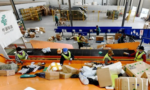 Entre Shein, Temu, Amazon y Aliexpress despacharon en octubre al país el récord de más de 4 mil productos