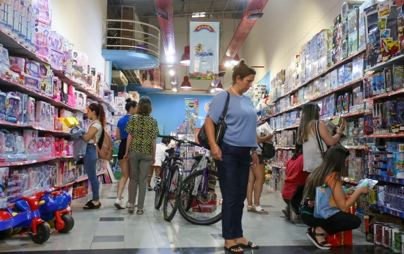 Reyes Magos: calculan que los regalos subieron 33% interanual y el gasto promedio será de $59.500