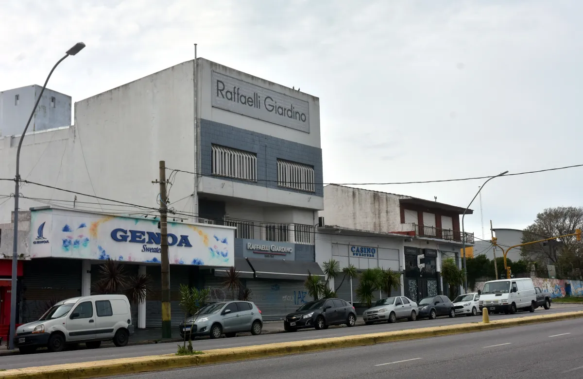 La avenida del pulóver en Mar del Plata, cerca de la desaparición