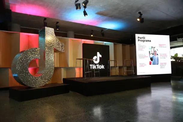 TikTok lanza en Argentina programa con capital semilla en dólares