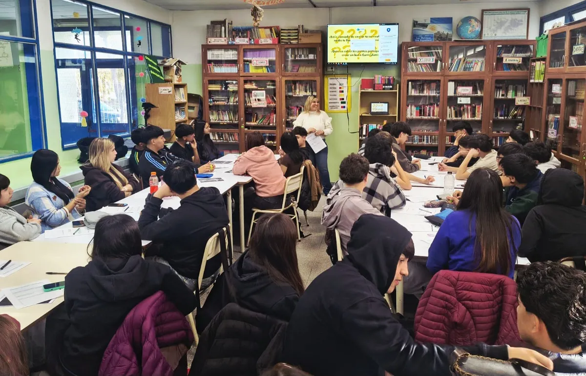 Taller de Orientación laboral para alumnos de la Escuela 729