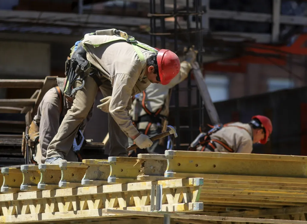 Los costos de la construcción subieron un 1,5% mensual, según estudio privado